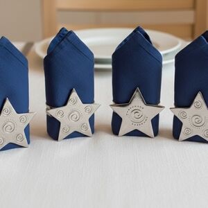 Pier One Star Napkin Rings 4 silver plate with 5 place card holders In box